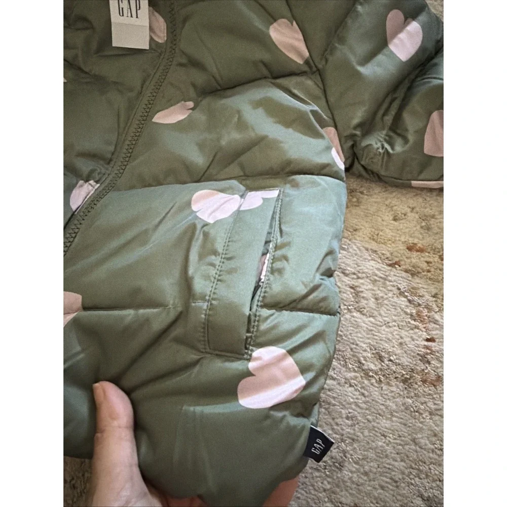 Gap baby girls cold control puffer jacket pink hearts #babygirlsjacket 12-18 Mo